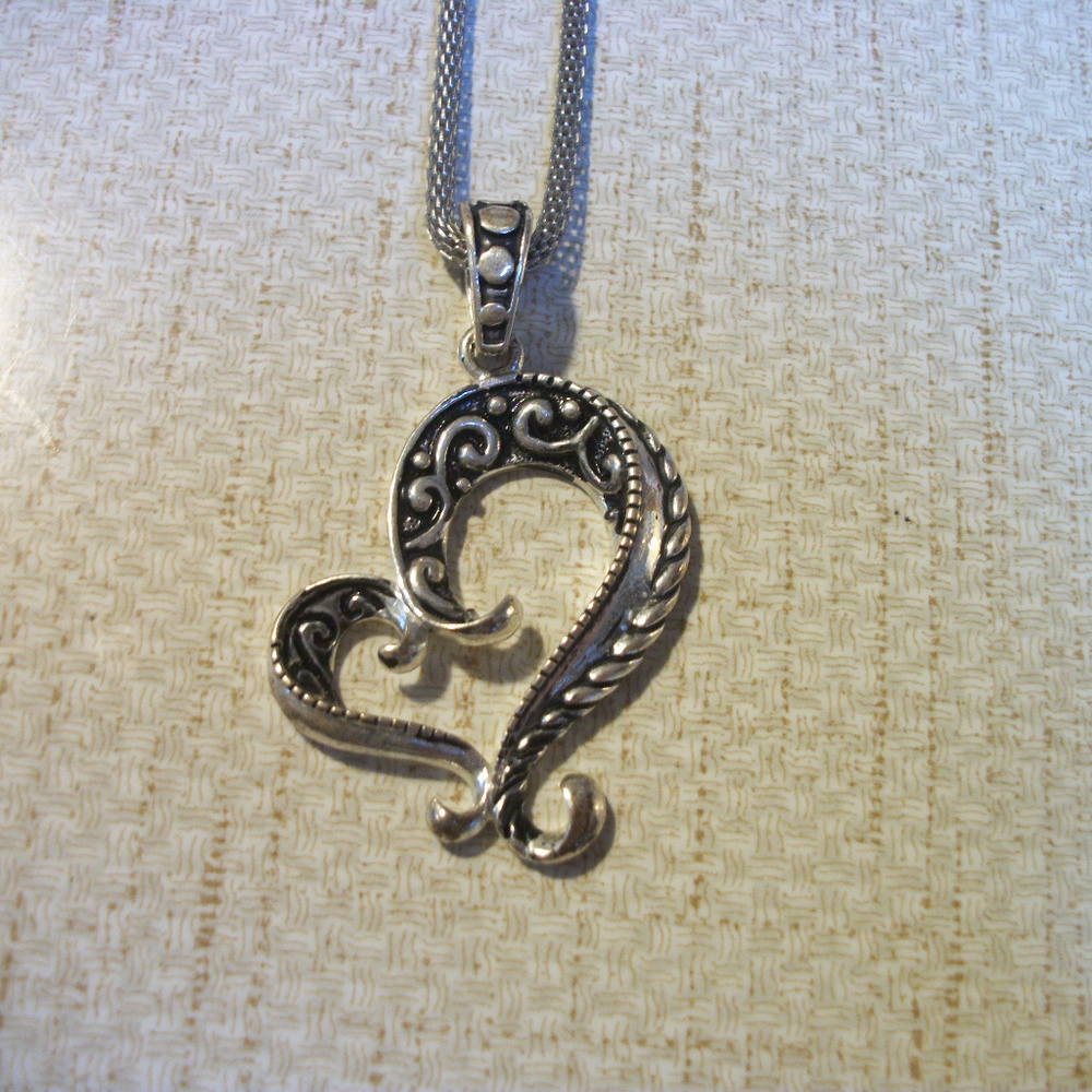 STEAMPUNK ROMANCE ORNATE HEART NECKLACE